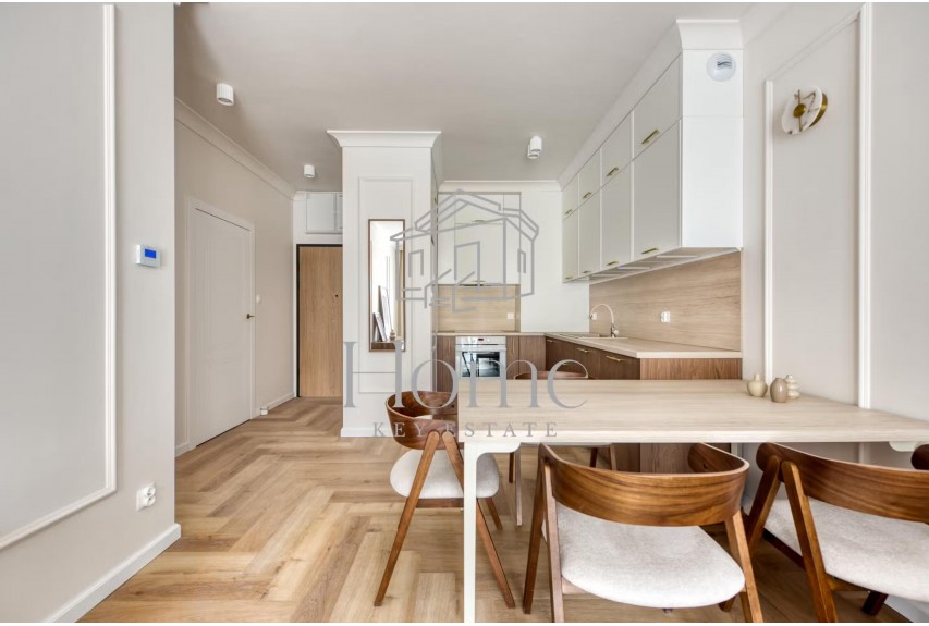 Ł&oacute;dź, Ł&oacute;dź-Śr&oacute;dmieście, Rewolucji 1905 r. 59B, Wykończony pod klucz elegancki apartament w centrum Łodzi