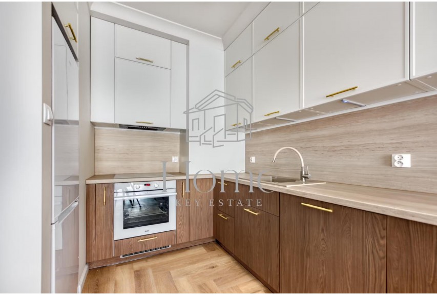 Ł&oacute;dź, Ł&oacute;dź-Śr&oacute;dmieście, Rewolucji 1905 r. 59B, Wykończony pod klucz elegancki apartament w centrum Łodzi