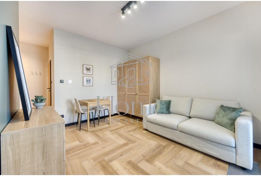 Ł&oacute;dź, Ł&oacute;dź-Śr&oacute;dmieście, Rewolucji 1905 r. 59B, Apartament w świetnej lokalizacji wykończony pod klucz